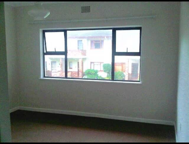 2 BEDROOM PROPERTY TO RENT IN KENILWORTH
